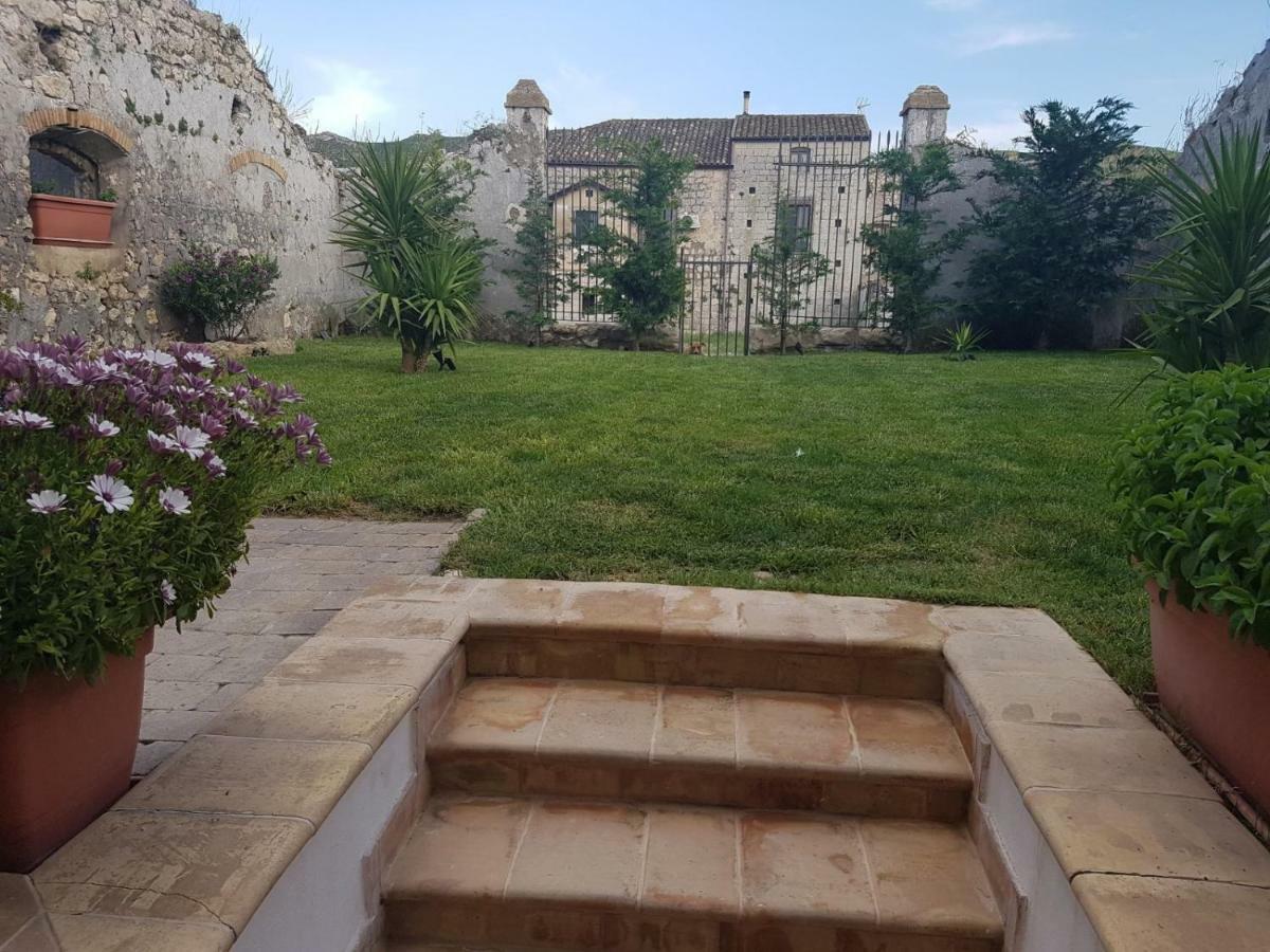Contrada Gibbesi Villa Gibbesi Vecchio Exteriör bild